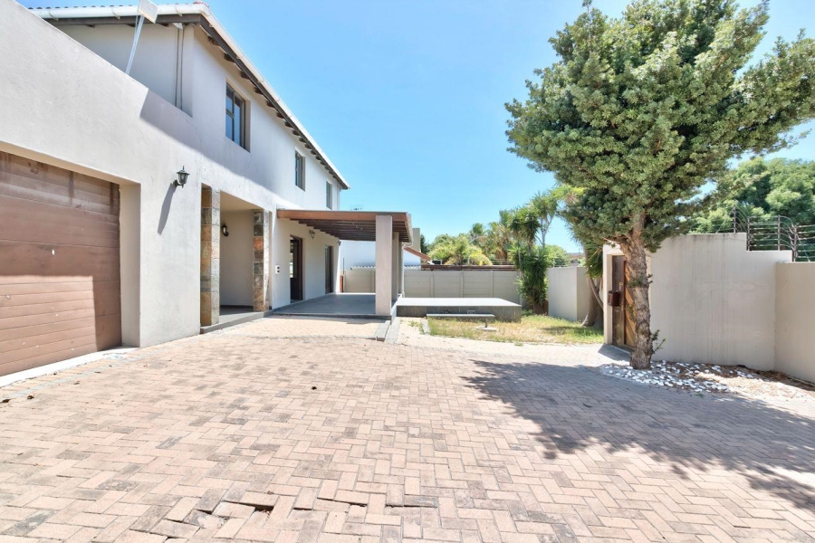 5 Bedroom Property for Sale in Milnerton Ridge Western Cape